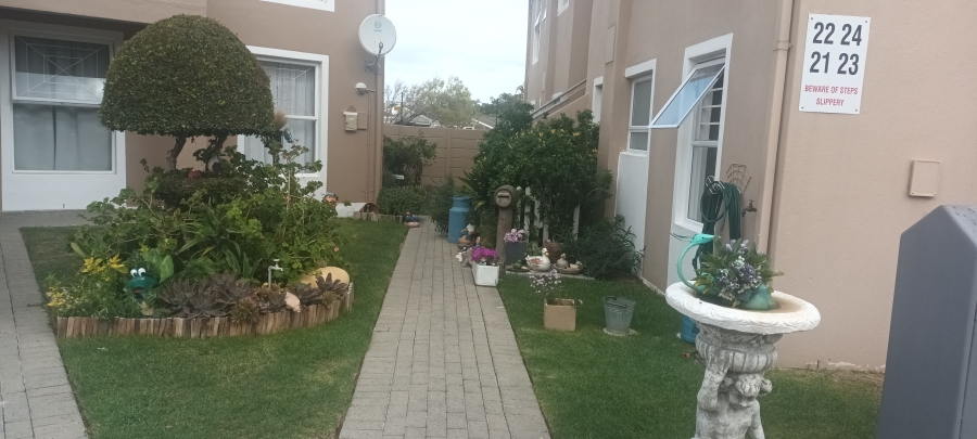 2 Bedroom Property for Sale in Strand South Western Cape
